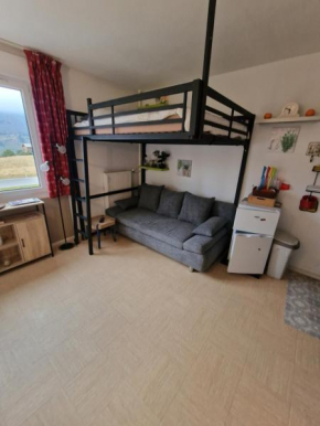 Studio cosy bois d aurouze